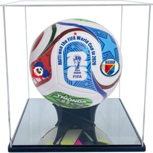 Kado Souvni 2026 Balon Adidas Officiel FIFA ki gen lis tout jwe ki pral reprensete Ayiti pou FIFA 2026. Se yon Sipò Pou Grenadye. Si Haiti Ta pran Koup Mondyal 2026. Bwat ekspozisyon Acrylic klè, baz metal nwa